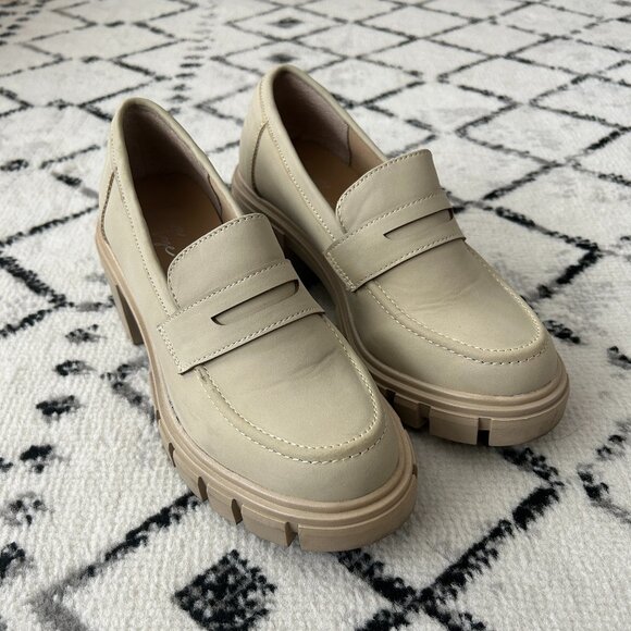 Crown Vintage Penny Loafer - Picture 1 of 3